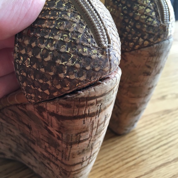 7M Isola Gold Cork Wedge Heels - Picture 12 of 12